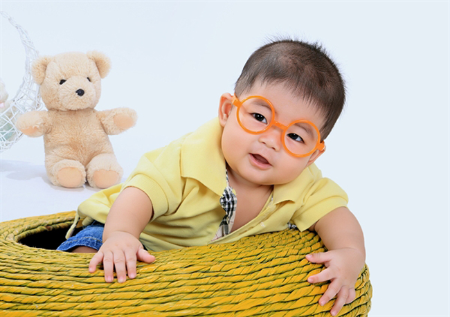 Bé Sóc yêu dấu & quot;líu lo & quot; suốt ngày