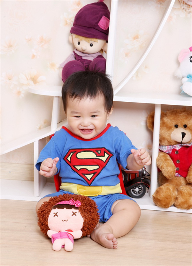 & quot;Siêu nhân nhí & quot; nhát chụp hình
