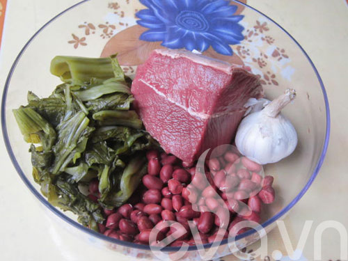 Quen mà lạ thịt bò xào dưa chua - 1