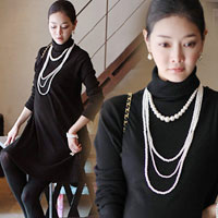 Bà bầu chọn váy sành điệu mùa đông