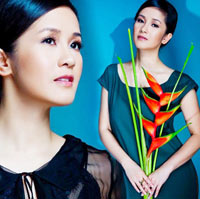 Diva Hồng Nhung khoe nét đẹp không tuổi