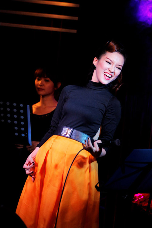 ngat ngay chieu mac dep kieu "hoa hong gai" - 11