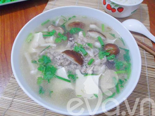 Giản dị canh thịt băm nấu nấm - 9