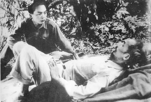 nhung buc anh lich su ve dai tuong vo nguyen giap - 4