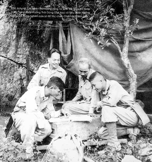 nhung buc anh lich su ve dai tuong vo nguyen giap - 5