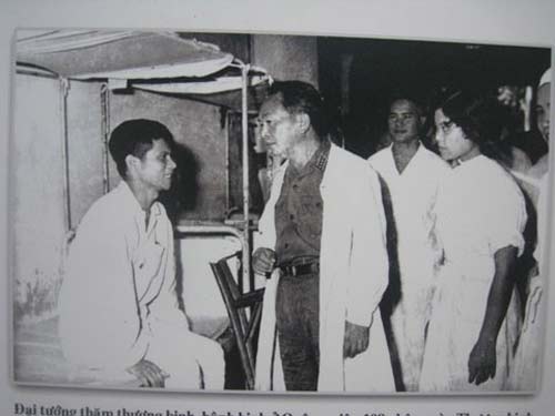 khoanh khac binh di cua tuong vo nguyen giap - 15