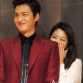 Làng sao - "Bạn gái" Lee Min Ho e ấp nép bên người yêu