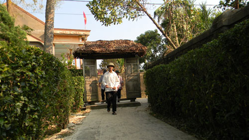 nghieng minh truoc di anh tuong giap - 1