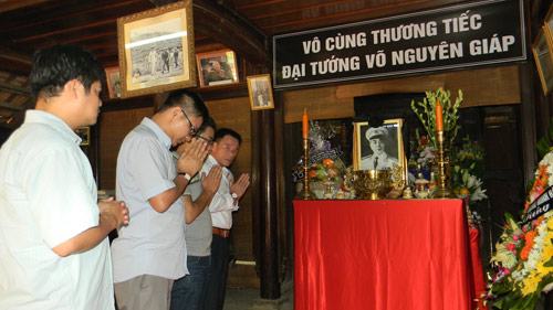 nghieng minh truoc di anh tuong giap - 8