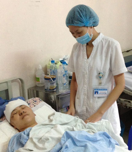 no kho phao hoa: tang thuong pho nui - 1