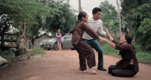 dung vi cuong my chi ma nem da nguoi khac - 6