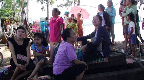 vu may bay roi o lao: da tim thay 40 thi the - 2