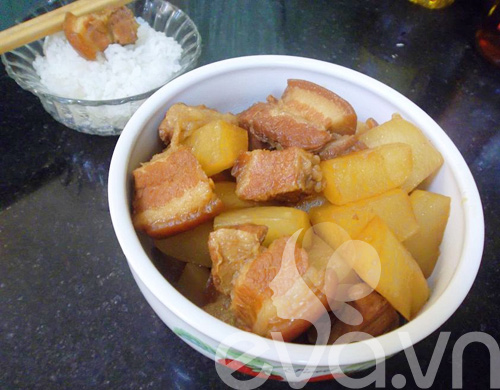 thit kho cu cai am long dau dong - 7