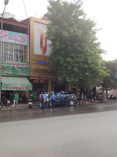 bac sy vut xac benh nhan: tu toi gi? - 1