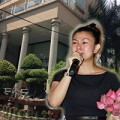 Làng sao - Kim Thư: Đừng vứt mắm tôm vào nhà tôi nữa!