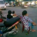 Mua sắm - Giá cả - 'Cò' vé tàu Tết nhan nhản ở ga Sài Gòn
