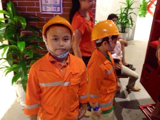 Đáng yêu như con BTV Hoa Thanh Tùng