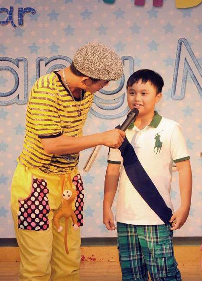 Đáng yêu như con BTV Hoa Thanh Tùng