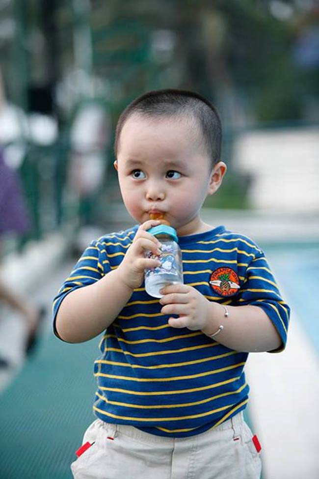 Đáng yêu như con BTV Hoa Thanh Tùng