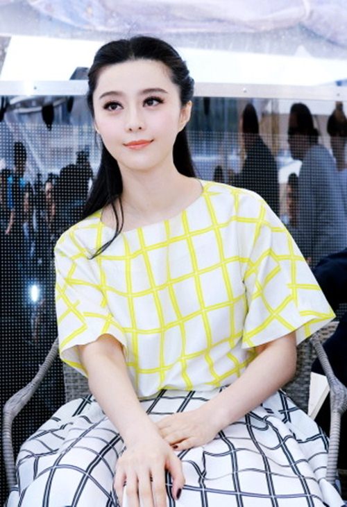diem my 9x mac vay 'nhai' cua pham bang bang - 3