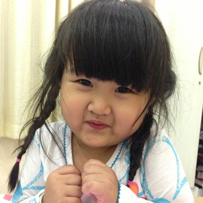 Ngắm con gái Phan Thanh Bình & quot;xinh như hoa & quot;