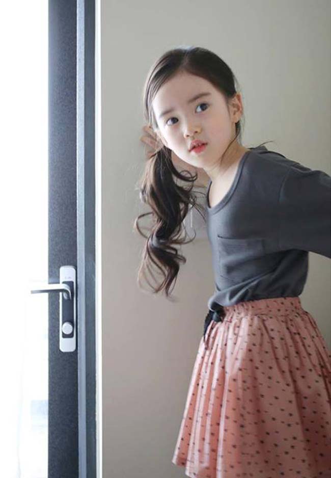Hotgirl tiểu học đẹp như gái 20