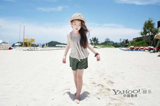 Hotgirl tiểu học đẹp như gái 20