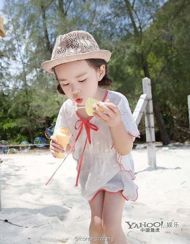 Hotgirl tiểu học đẹp như gái 20