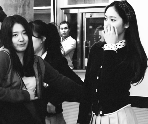 anh hau truong dang yeu cua phim the heirs - 8