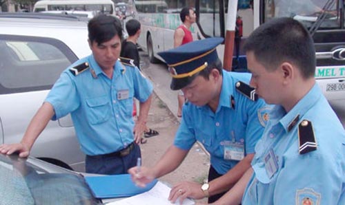 mua ve tau, xe tet cung can chung minh nhan dan - 2