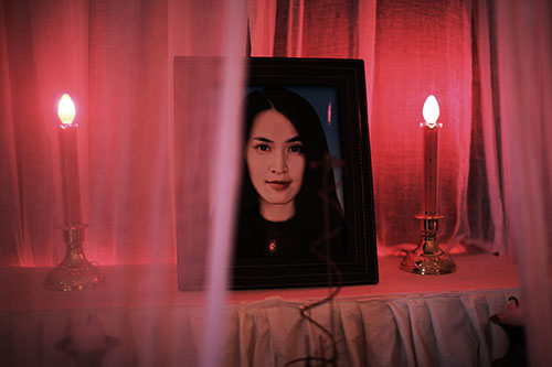 tu vi khong dam nhin minh khi xem qua tim mau - 1
