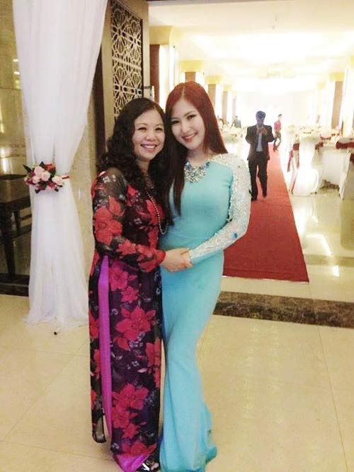 huong tram: "con cung muon cuoi" - 1