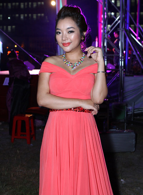 hoang my thieu tinh te, phuong anh don cam? - 5