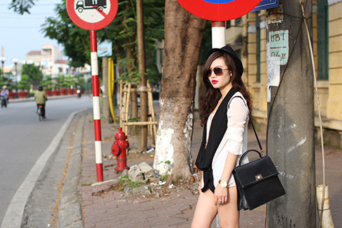 ‘buot mat’: me 1 con dang chuan hon mau - 11