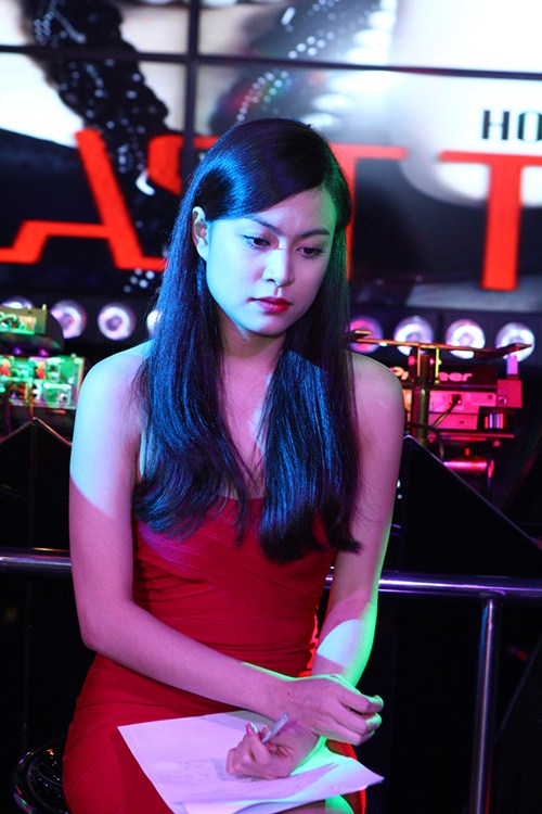 hoang thuy linh noi ve scandal trong qua khu - 8