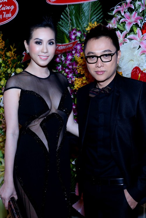 hh thu hoai lap lo vong mot goi cam - 10