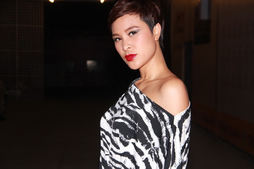 phuong mai 'chan khong cùn' sau sụ có lọ ngục - 3