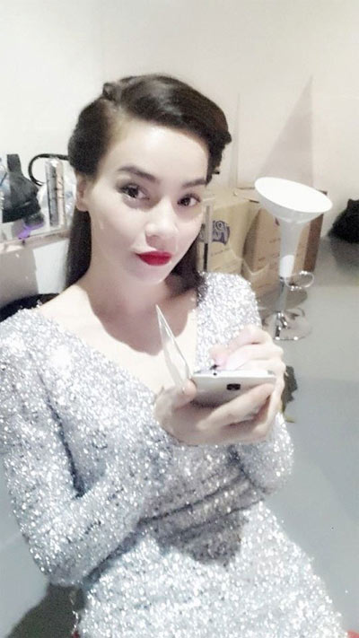 phuong mai lai khoe vong 1 sau su co lo nguc - 2