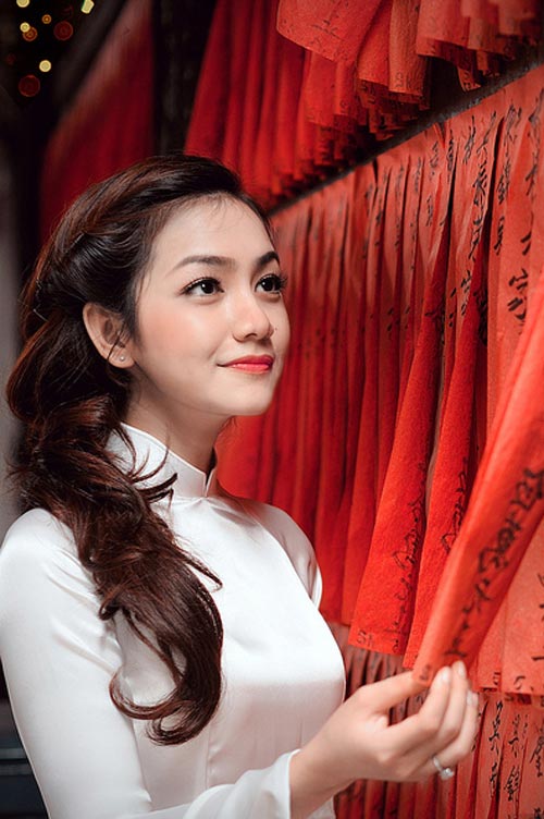 sao viet: toc ‘sieu xau’ khi mac ao dai - 18