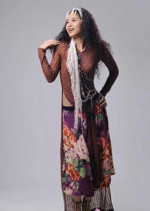 sao viet: toc ‘sieu xau’ khi mac ao dai - 2