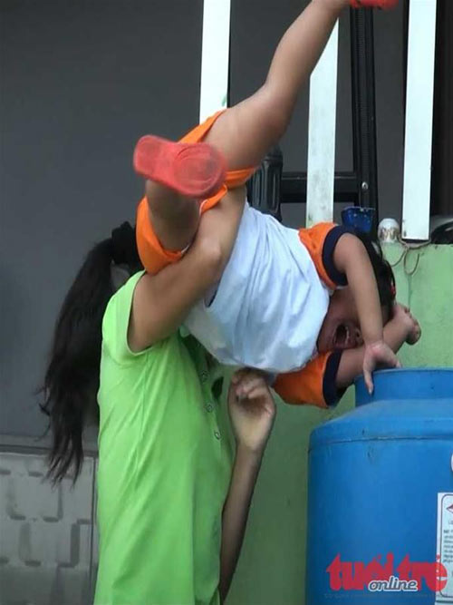 phan no bao mau 'hanh xac' tre mam non - 4