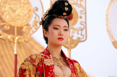 ngut mat vong mot cang tron cua "nguoi dan ba dep" - 2