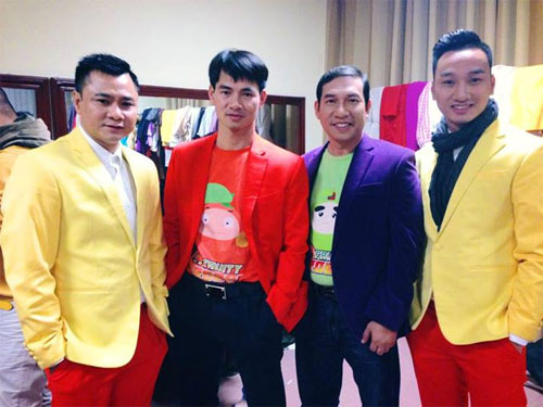 nghe sy hai nam - bac tu hop trong gala cuoi 2014 - 7