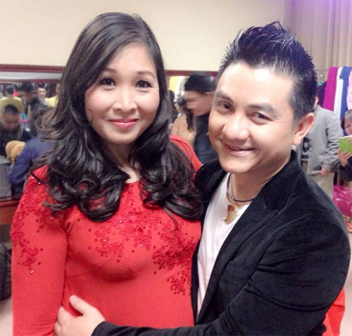 nghe sy hai nam - bac tu hop trong gala cuoi 2014 - 3