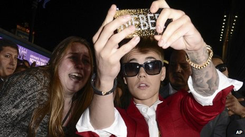 quan ly xac nhan justin bieber chi nghi ngoi - 2
