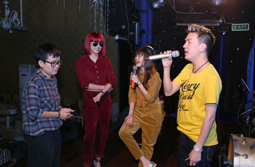 mr dam cang thang tap luyen truoc gio g - 1