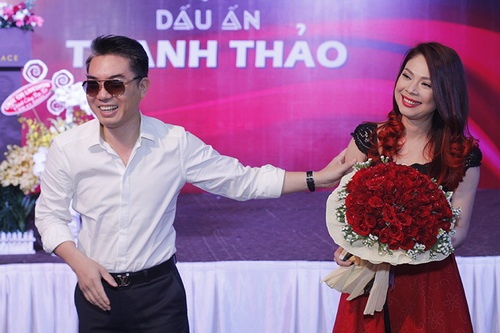 thanh thao duoc nguoi yeu "dai gia" hon voi - 16