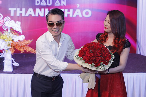 thanh thao duoc nguoi yeu "dai gia" hon voi - 15