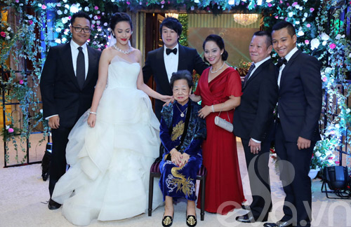 vo chong thanh bui chieu phim trong dam cuoi - 1