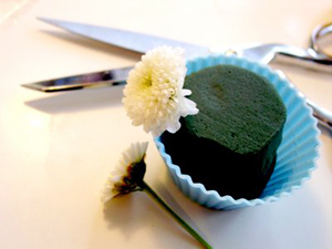 Lạ mắt kiểu cắm hoa hình bánh cupcake - 3